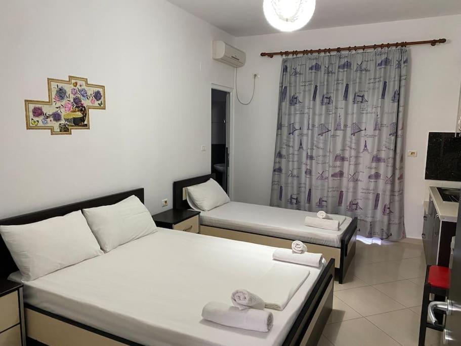 Guesthouse Xhimi Ksamil Exteriör bild